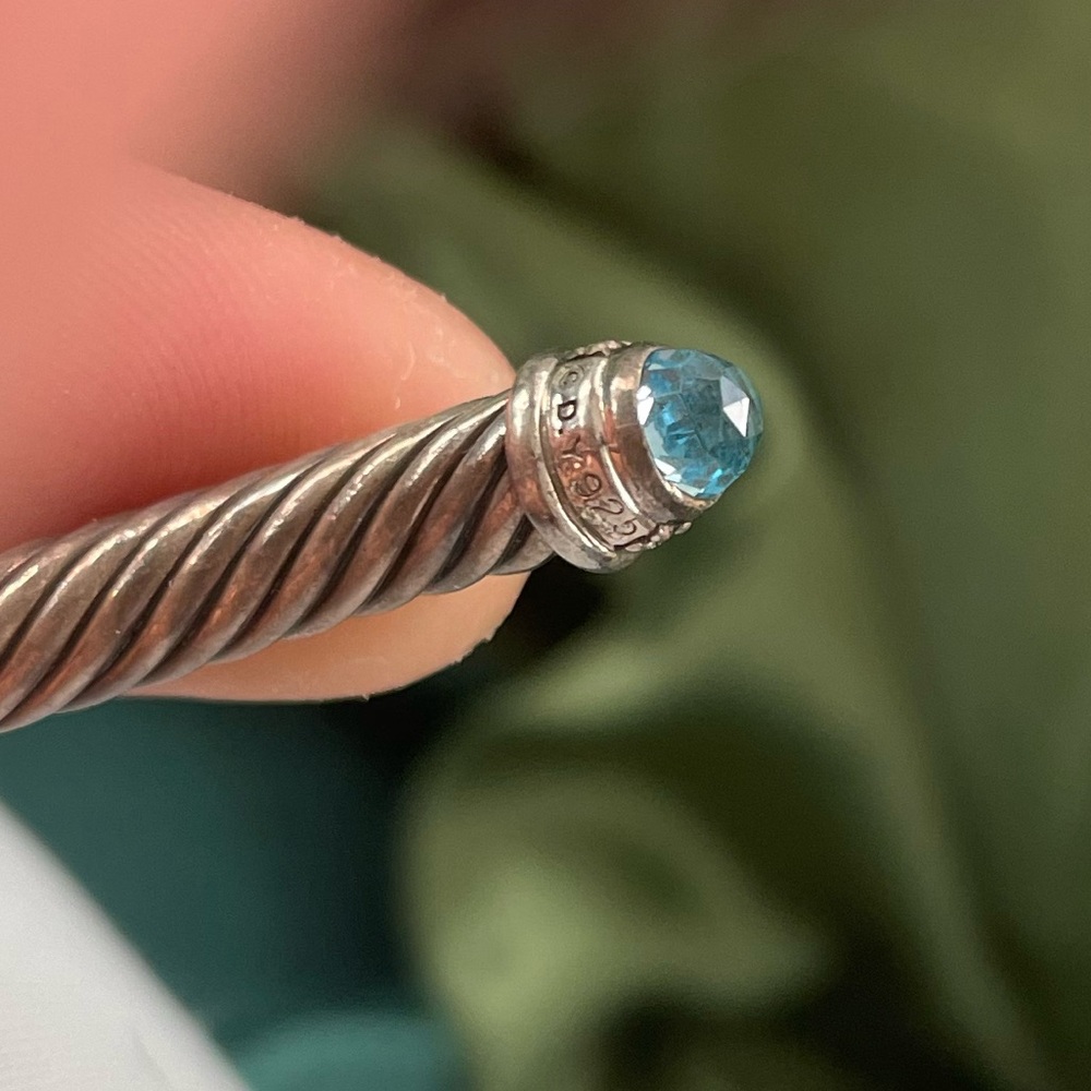 David Yurman Bracelet with Blue Topaz and Diamonds - Picture 7 of 8